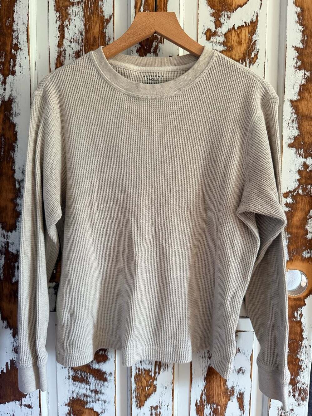 American Eagle Women’s Waffle Knit Long Sleeve Shirt Size M Beige Super Soft
